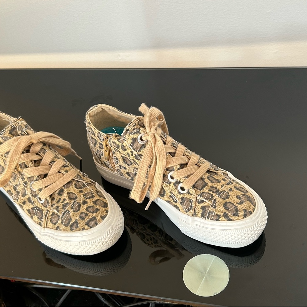 Blowfish Tan Leopard Women’s Sneakers - Picture 6 of 8